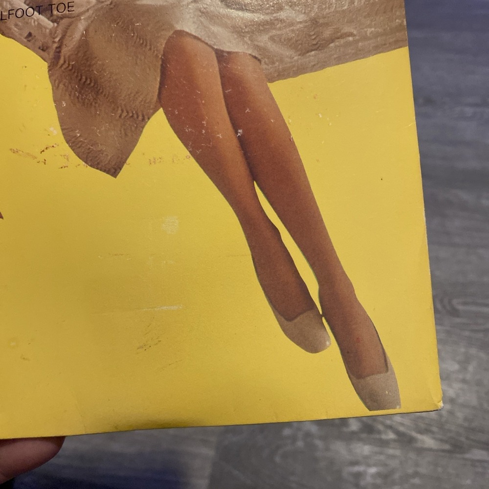 VINTAGE 70's-80's CAMEO ALL NUDE PANTYHOSE SANDALFOOT TOE LONG OFF BLACK - Picture 14 of 14